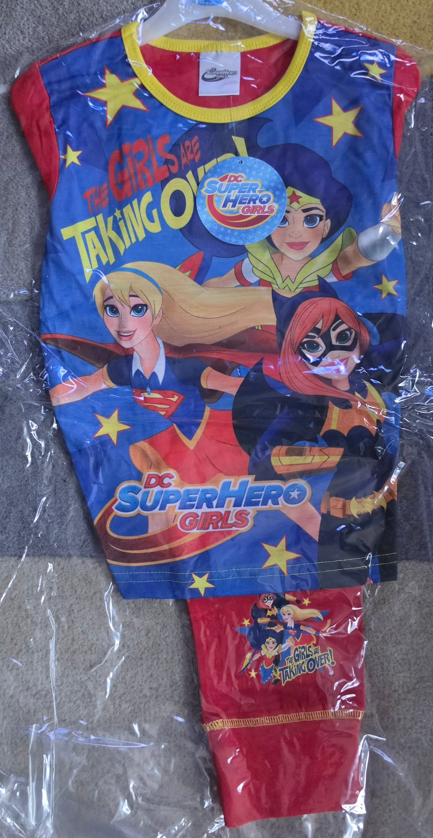 P158 SUPERHERO GIRLS PYJAMAS