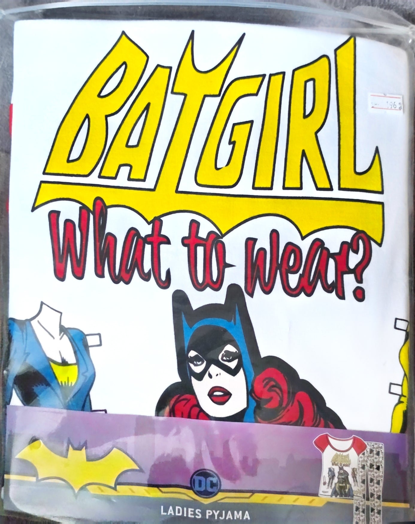 P92 TEEN/ADULT BATGIRL PYJAMAS